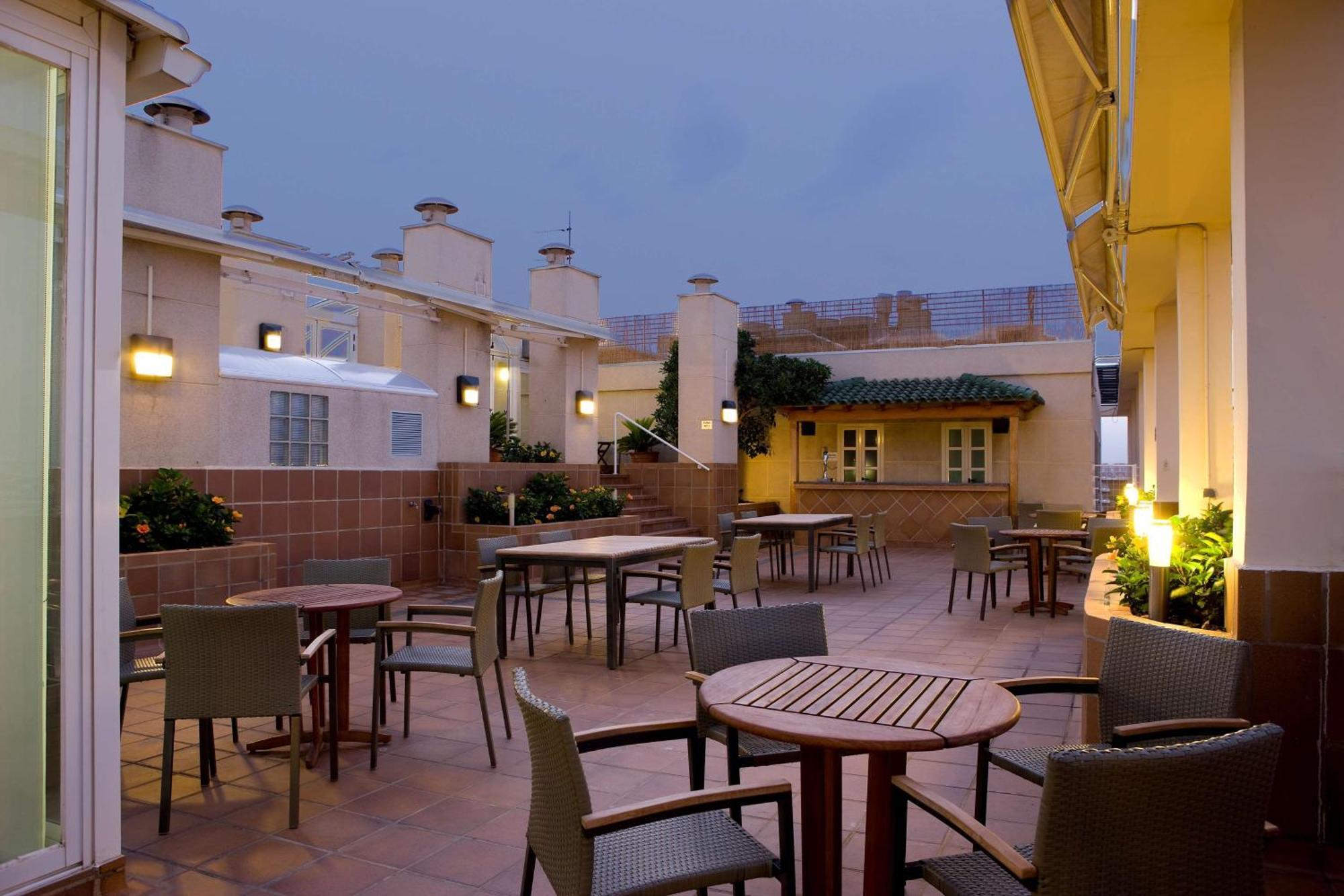 Nh Center Hotel Valence