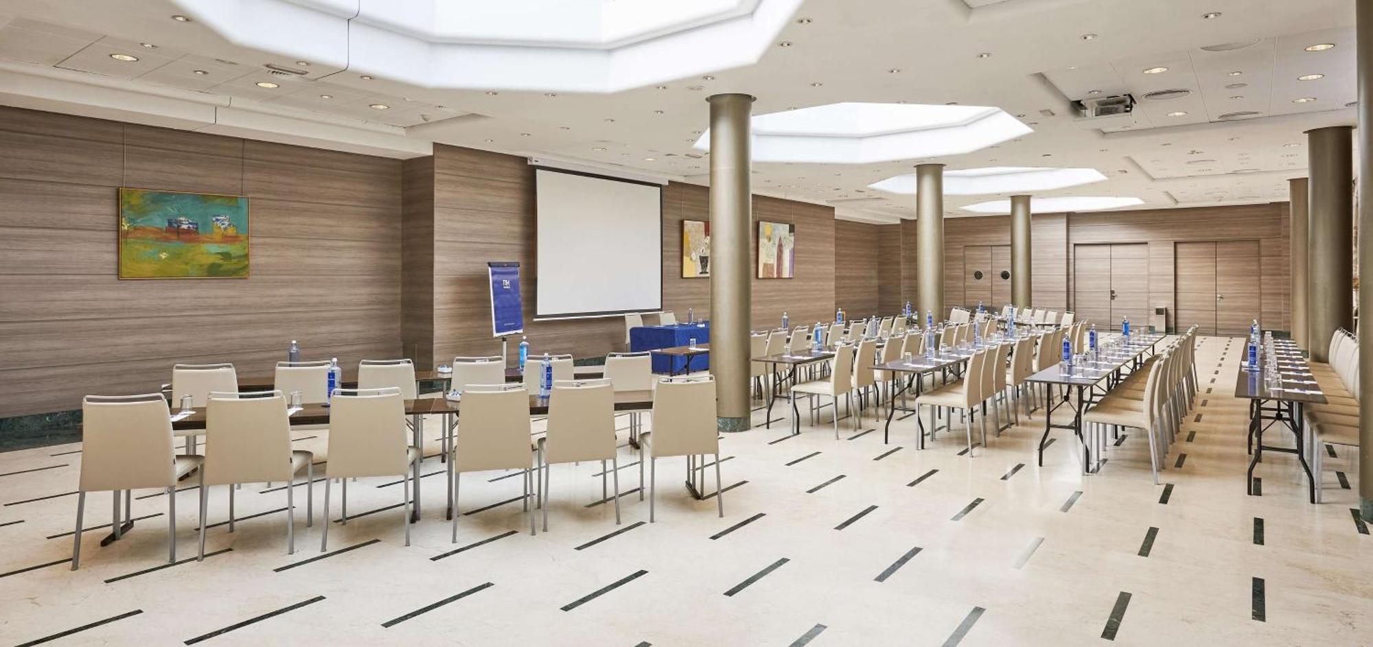 Nh Center Hotel Valence