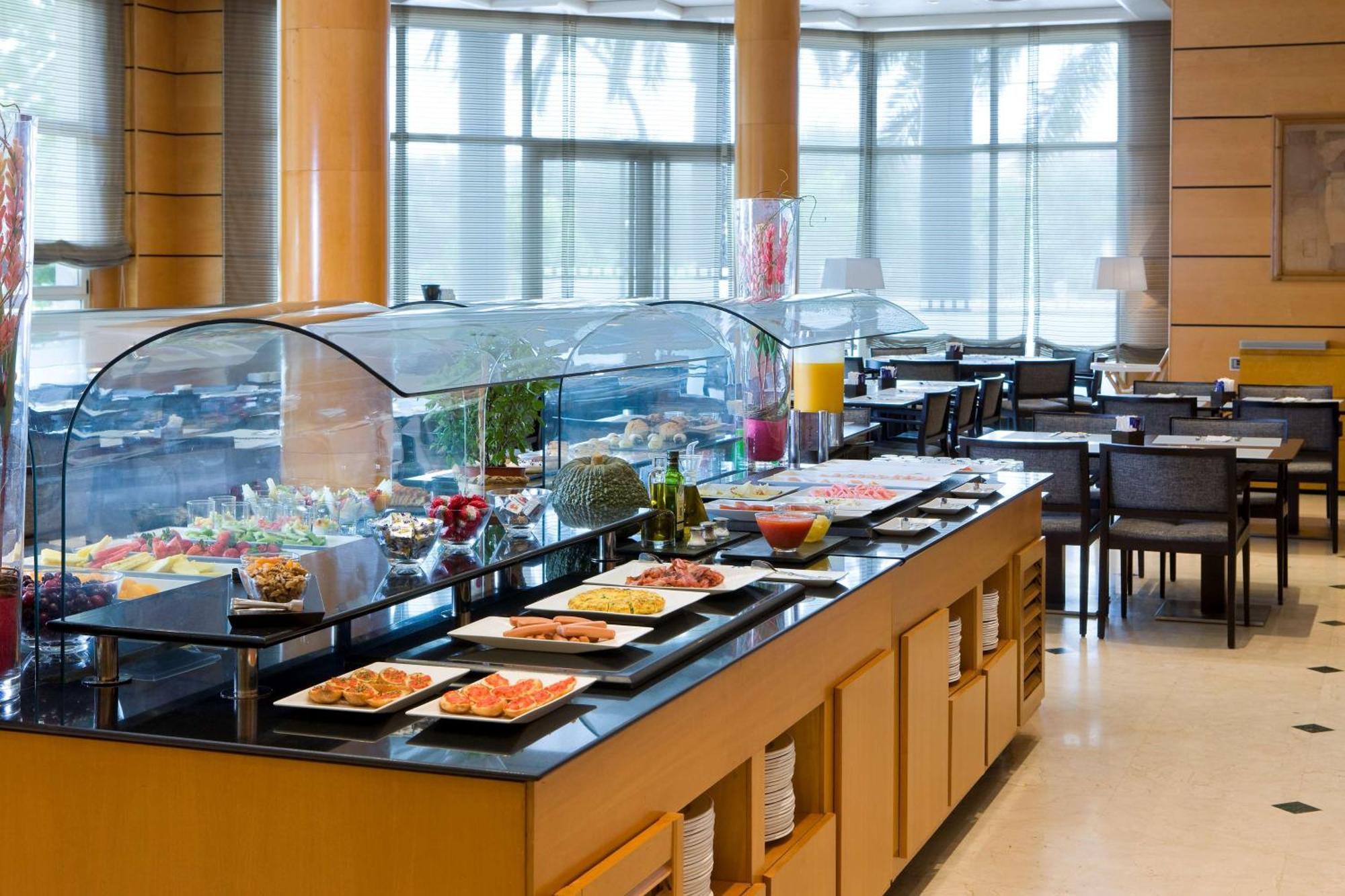 Hotel Nh Center Valenza