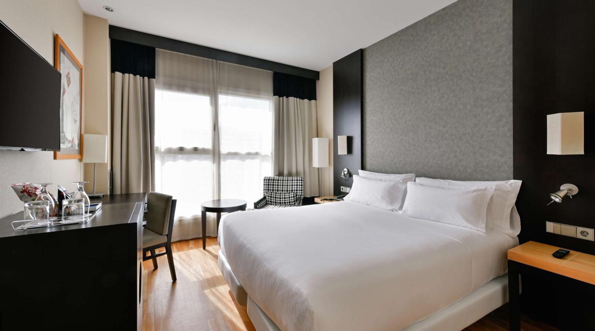 Hotel Nh Center Valenza